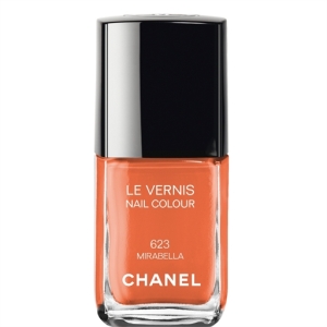 Chanel Le Vernis nail polish in mirabella
